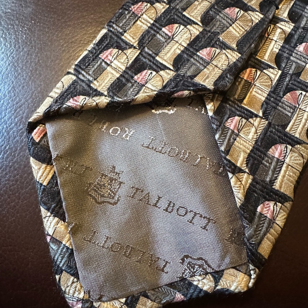 Robert Talbott Black And Gray Geometric Silk Tie - image 3